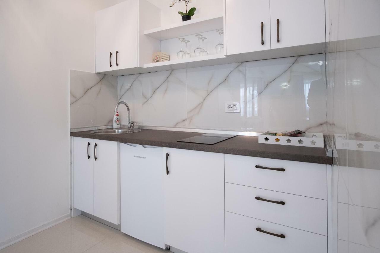 Apartmani Vila Kosa Trebinje Buitenkant foto