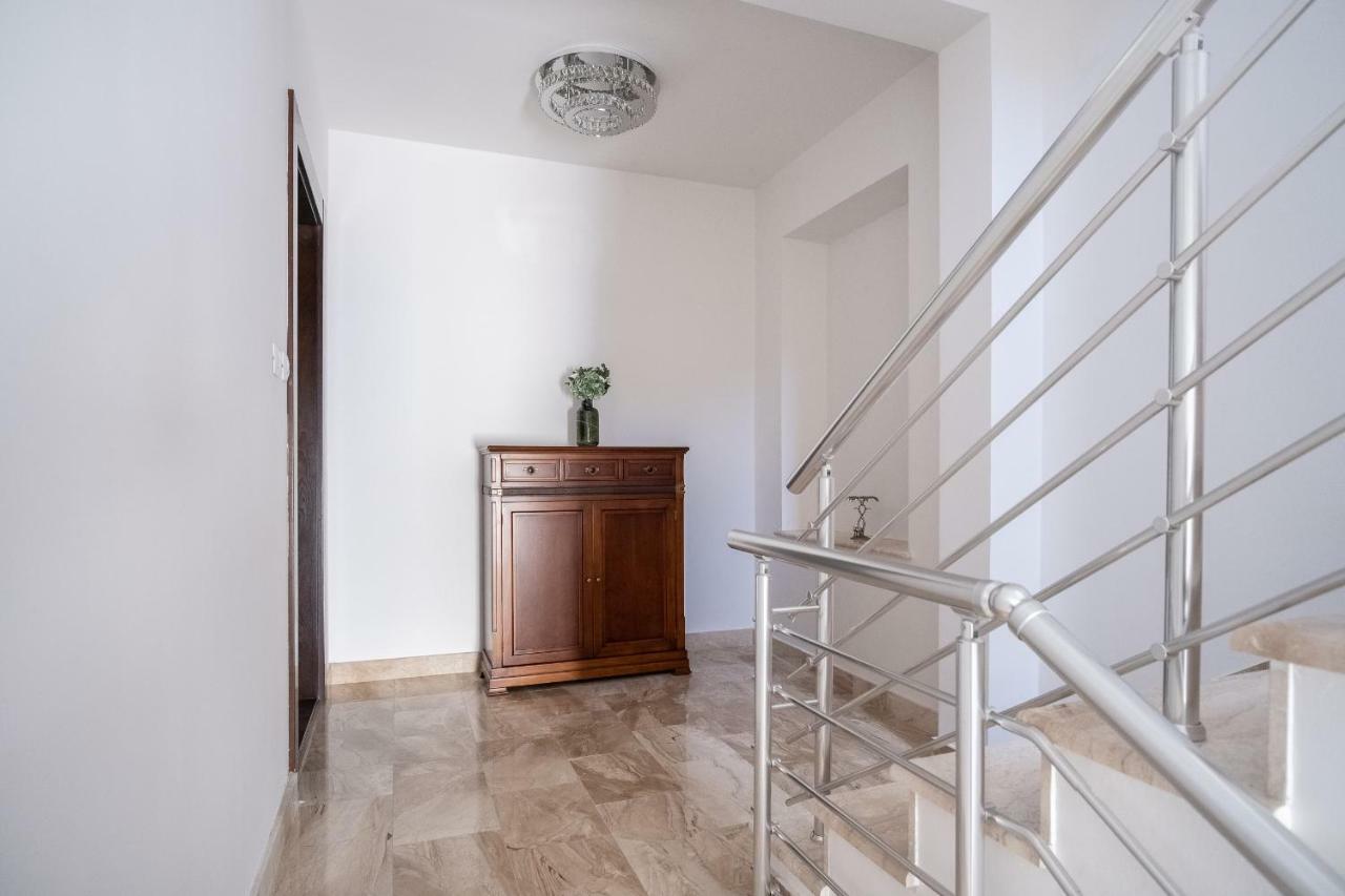 Apartmani Vila Kosa Trebinje Buitenkant foto